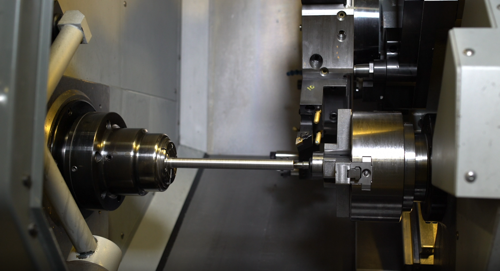 1" Shank Diameter Male Point Live Center Assemblies Male Point Live